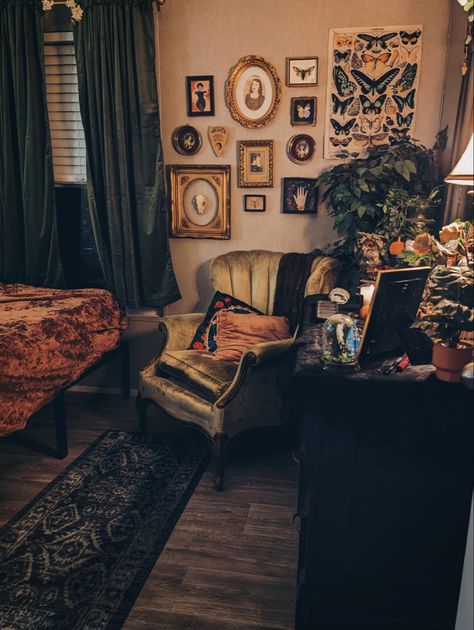 Dark Southern Home Decor, Ethereal Living Room, Whimsigoth Living Room, Dark Maximalism, Dark Home Decor, Dark Home, Apartment Decor Inspiration, Cool Apartments, Apartment Inspiration