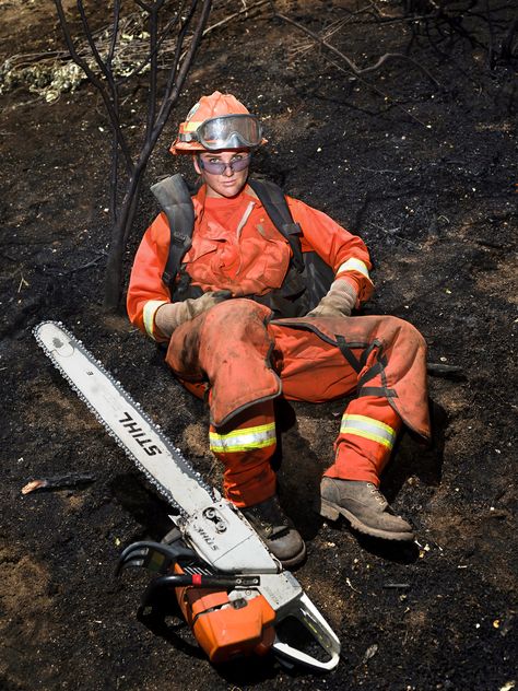 Women Firefighters Pictures, Lady Firefighter, Emt Gear, Firefighter Images, Firefighter Boots, Firefighter In Action, Superhero City, Wildland Firefighter Gear, Wild Land Firefighter