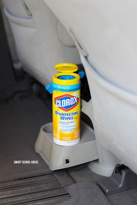 Car Trash Can Ideas, Diy Car Trash Can, Disinfecting Wipes Container, Trash Can Ideas, Clorox Wipes Container, Can Ideas, Messy People, Smart School House, Clorox Wipes