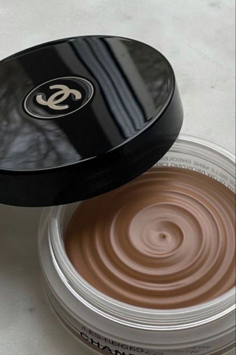 Chanel Cream Bronzer, Chanel Cream, Cream Bronzer, Makeup Bag Essentials, Makeup List, Chanel Beauty, Fancy Makeup, Makeup Needs, Chanel Makeup