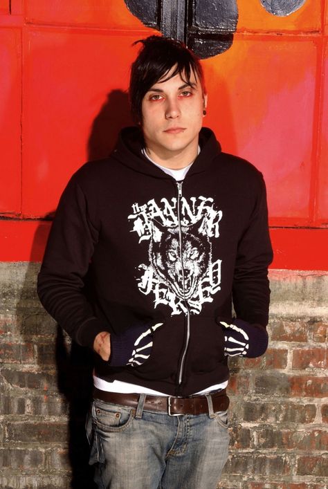 Frank Iero ♥️ Gerard And Frank, Frank Lero, Wolf Hoodie, I Love Mcr, Pete Wentz, Mikey Way, Frank Iero, Gerard Way, Grown Man