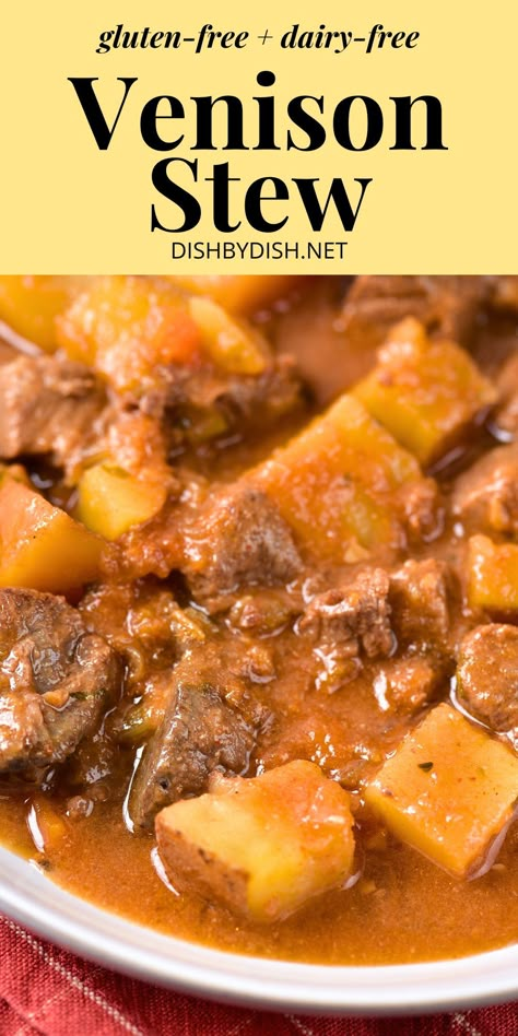 Up close shot of a bowl of venison stew Deer Meat Stew Recipes, Venison And Potato Recipes, Deer Stew Meat Recipes, Deer Meat Stew, Venison Stew Crockpot, Deer Stew, Meat Stew, Venison Stew, Deer Recipes