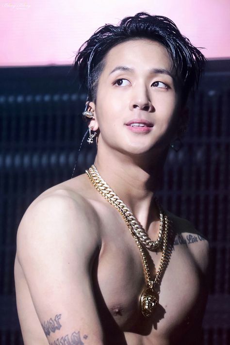 VIXX | RAVI Vixx Ravi, Ravi Vixx, Group Pictures, Korean Artist, Vixx, Ravioli, Daily Dose, K Pop, On Twitter