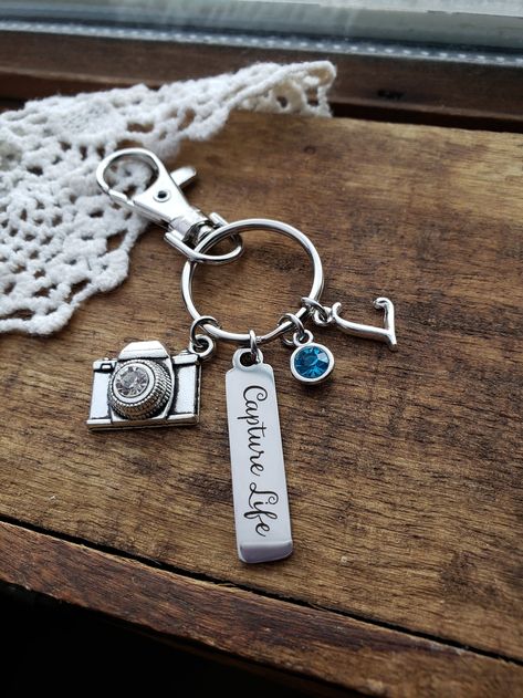 70+ Creative & Affordable Christmas Gifts for Photographers [Updated 2019] Keychain Camera, Gift For Photographer, Camera Charm, Camera Keychain, Affordable Christmas Gifts, Birthstone Gems, Gifts Photography, Creative Christmas Gifts, Creative Gifts For Boyfriend