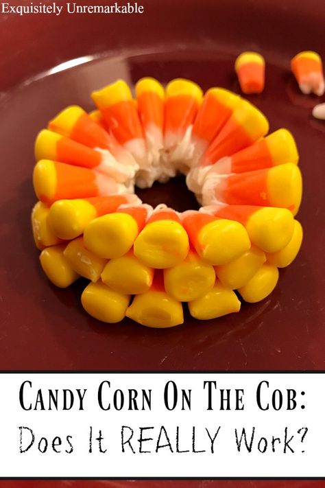 Stacking Candy Corn On The Cob DIY Craft. How to do it, does it really work and how to make it a Halloween party game. Candy Corn Cob, Elegant Crafts, Candy Corn Crafts, Ear Of Corn, How To Make Corn, Fancy Kitchens, Corn Cob, Halloween Candy Corn, Halloween Crafts Decorations