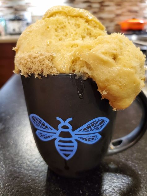 Honey Mug Cake Microwave, Cake Microwave, Microwave Cake, Mug Cake Microwave, Honey Cookies, Honey Gifts, Delectable Desserts, Bee Inspired, Bee Friendly