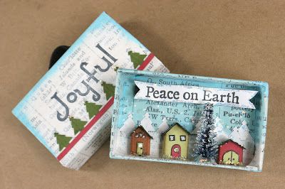 Cute matchbox ornament Match Box Craft, Christmas Diorama, Matchbox Crafts, Christmas Shadow Boxes, Matchbox Art, Handmade Christmas Ornaments, Xmas Ornaments, Xmas Crafts, How To Make Ornaments