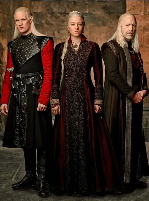 House of the Dragon House Of The Dragon Rhaenyra Costume, House Of Dragon Halloween Costumes, House Of The Dragon Rhaenyra Dress, House Of Dragon Fashion, House Of The Dragon Costume Design, House Of Dragons Costume, House Of The Dragon Fashion, House Of Dragon Outfits, House Of The Dragon Costumes