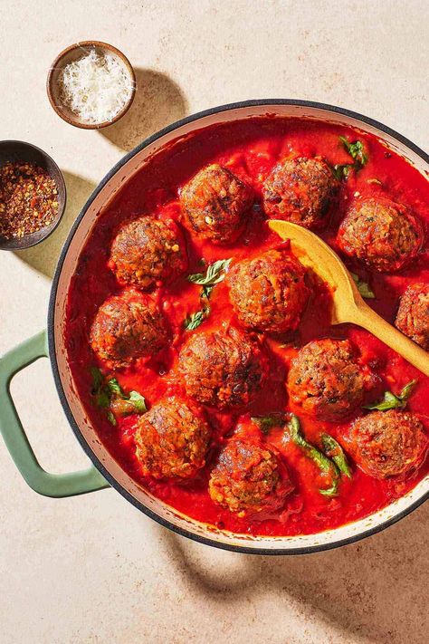 Meatballs In Red Sauce, Penne Pasta With Pepperoni And Meatballs, Meatballs With Rice And Tomato Sauce, Meatballs In Tomato Sauce Italian, Easy Italian Meatballs, Chef John’s Italian Meatballs, Italian Meatballs Recipe, Meatball Sauce, Beef Meatballs