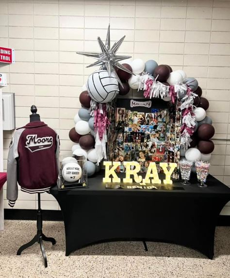 Senior Night Tables Volleyball, Sports Senior Night Table Ideas, Senior Volleyball Table Display, Senior Sports Table Ideas, Senior Night Table Display Softball, Volleyball Senior Night Table Ideas, Senior Table Ideas Sports Volleyball, Volleyball Senior Board, Softball Senior Night Table Ideas