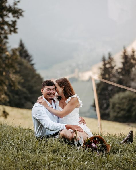 3/3 One of our this year’s favorite engagement photoshoots 😍😍😍 goes to Alex and his fiancé! They really don’t miss out on anything - from a picture-perfect Alpine location to outfit changes, to classy props, to an amazing engagement ring! 💍 Oh and those beautiful smiles 😍😍😍 📸 Maria, Localgrapher in Interlaken #swissalps🇨🇭 #happycouple💑 #loveforever #capturinglovestories #localgrapher #capturedmoments #switzerlandpictures Interlaken, Best Engagement Rings, Swiss Alps, Captured Moments, Turin, Happy Couple, Beautiful Smile, Picture Perfect, Mood Board