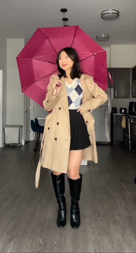 Cloudy Hot Day Outfit, Outfit For Rainy Season, Summer Raining Day Outfit, Rainy But Hot Day Outfit, Rainy Day Theme Park Outfit, Rainy Day Birthday Outfit, What To Wear When Its Raining, Rainy Day Skirt Outfit, Cold Cloudy Day Outfit