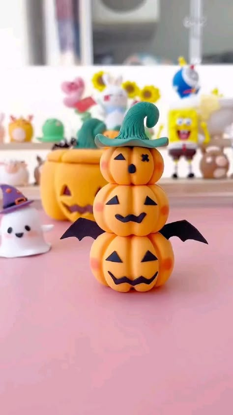 Easy Fun Diy Crafts, Polymer Clay Projects Diy, Pumpkin Shorts, Hay Bale Art, Clay Pumpkin, Polymer Clay Halloween, Famous Characters, Clay Crafts For Kids, Halloween Clay