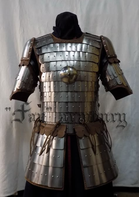 Splint Armor, 14th Century Armor, Byzantine Armor, Foam Armor, Armor Dress, Century Armor, Armor Clothing, Historical Illustration, Medieval Clothes