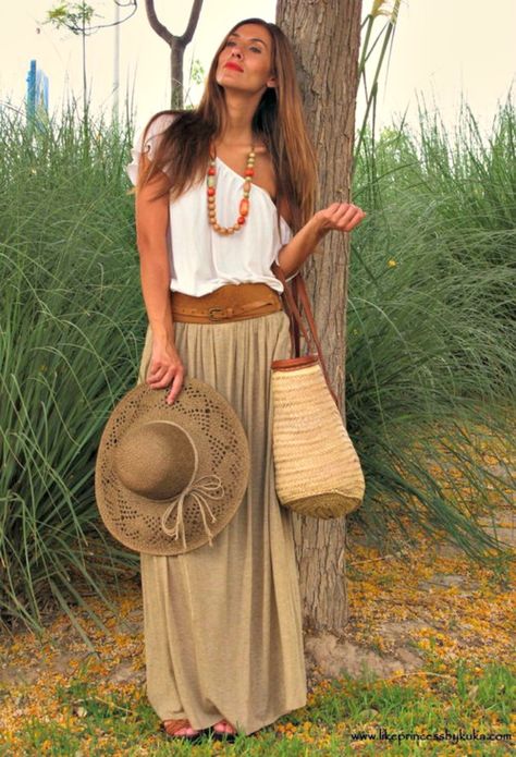 Look  Chic: FALDA LARGA Moda Safari, Hippie Elegante, Look Hippie Chic, Hippie Rock, Look Boho Chic, Ethno Style, Estilo Hippy, Boho Outfit, Boho Clothes