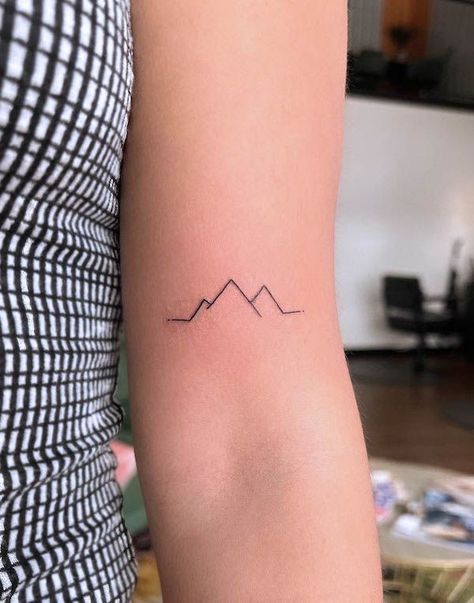 Moutain Tattoos, Small Mountain Tattoo, Berg Tattoo, Geometric Mountain Tattoo, Mountain Tattoos, Cream Tattoo, Mountain Tattoo Simple, Mountain Tattoo Design, Our Mindful Life