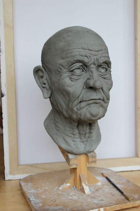 Wrinkly Old Man Head Sculpt - sculpted using oil based clay. Old Man Clay Sculpture, Oil Based Clay Sculpture, Clay Heads Sculpture, Old Man Sculpture, Clay Bust Sculpture Ideas, Clay Head Sculpture, Clay Portrait, Traditional Sculptures, Sculpture Head