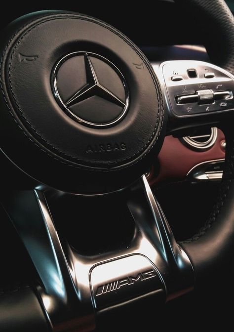 Mercedes Auto, Bmw Sports Car, Mercedes Benz Wallpaper, Black Mercedes Benz, Mercedes Logo, Merc Benz, Mercedes Wallpaper, مرسيدس بنز, Girls Driving