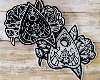 Planchette Tattoo, Traditional Tattoo Outline, Sun And Moon Tarot, Donald And Daisy Duck, Flash Tattoo Designs, Flash Design, Iron On Embroidery, Hartford Ct, Ouija Board