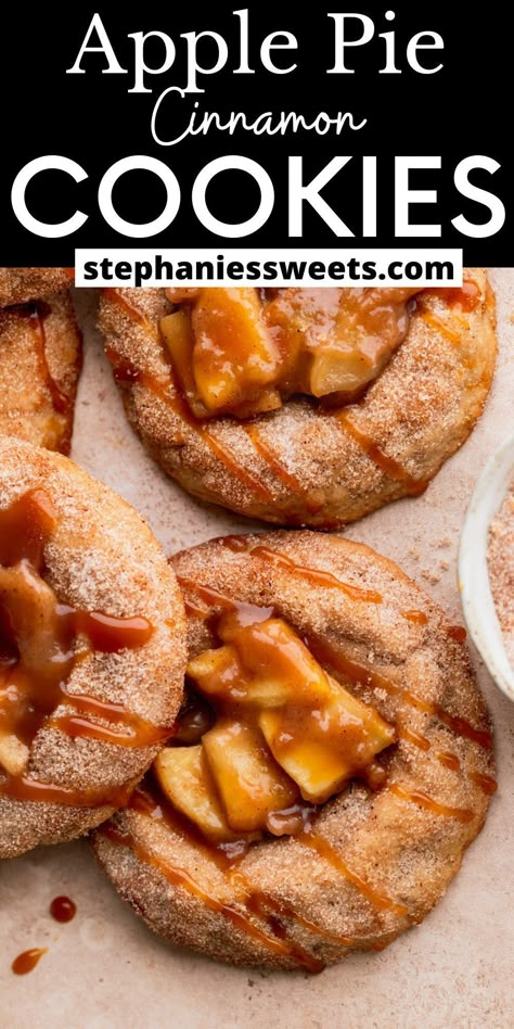 These apple pie cookies are cinnamon thumbprint cookies with apple filling. They are coated in cinnamon and topped with a drizzle of salted caramel. Caramel Dessert Recipes, Apple Pie Cookies, Cinnamon Sugar Cookies, Dinner Pasta, Fall Baking Recipes, Pie Cookies, Delicious Sweets, Vegetarian Desserts, Apple Pie Filling