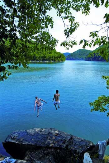 Sutton Lake WV - We used to camp here when I was growing up...great family memories! Wv Waterfalls, Summersville Lake Wv, Wv Mountains, Bluestone State Park Wv, West Virginia Camping, West Virginia Vacation, West Va, West Virginia Mountains, West Virginia Travel