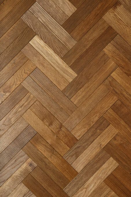 Double Herringbone Floor, Double Herringbone Wood Floor, Wood Floor Patterns, Parquet Herringbone, Herringbone Parquet Flooring, Wood Floor Herringbone Pattern, Wooden Flooring Herringbone Pattern, Double Herringbone, Dark Brown Floor