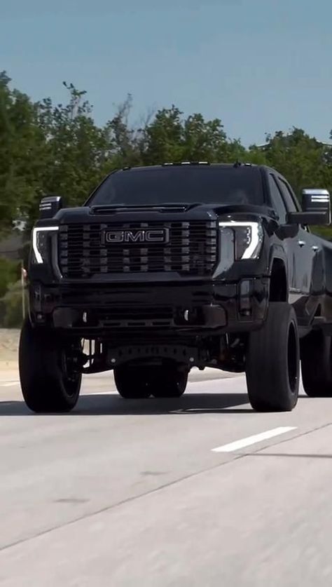 Black Gmc Truck Lifted, Blacked Out Truck, Tall Trucks, Trucks Aesthetic, Black Pickup Truck, Luxury Trucks, Black Trucks, Gmc Car, Gmc Diesel