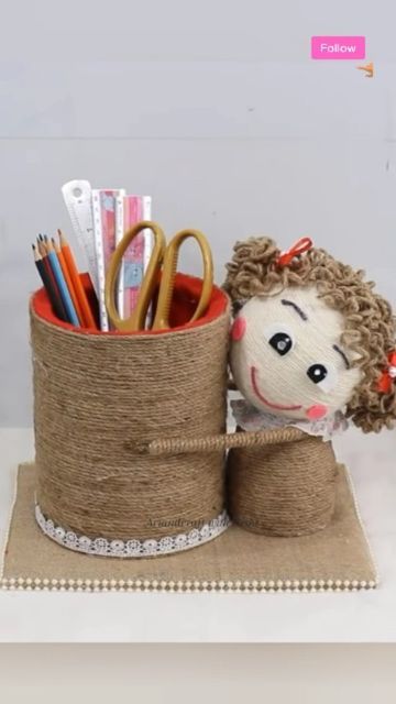 Diy Pen, Instagram Diy, Art And Craft, Tin Can, Pen Holder, Pen Holders, Plastic Bottles, Tin, Arts And Crafts