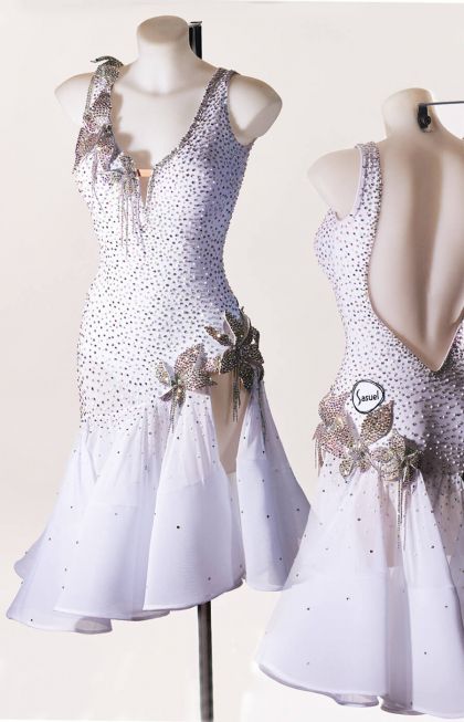 Latin American Dance, Dance Style Outfits, Dancesport Dresses, American Dance, Dance Gear, Dancer Dress, Mesh Gloves, Ballroom Costumes, Latin Dresses