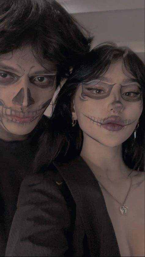 Couple Wallpaper Relationships, Skeleton Makeup, Muslim Outfits Casual, Dark Feminine Aesthetic, Edgy Wallpaper, Boy And Girl Best Friends, Feminine Aesthetic, Couple Halloween, Character Aesthetic