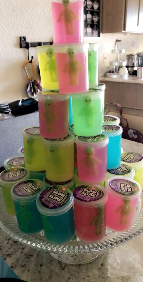 Alien Party Favors, Glow Space Party, Space Alien Birthday Party, Xenomorph Birthday Party, Xfiles Theme Party, Area 51 Party Ideas, Space Alien Party, Alien Bday Party, Area 51 Birthday Party Ideas