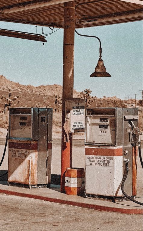 Retro Western Aesthetic, Vintage Western Aesthetic, Uicideboy Wallpaper, Western Aesthetic Wallpaper, Western Prints, Western Photo, Cowboy Aesthetic, Western Photography, Western Wallpaper Iphone