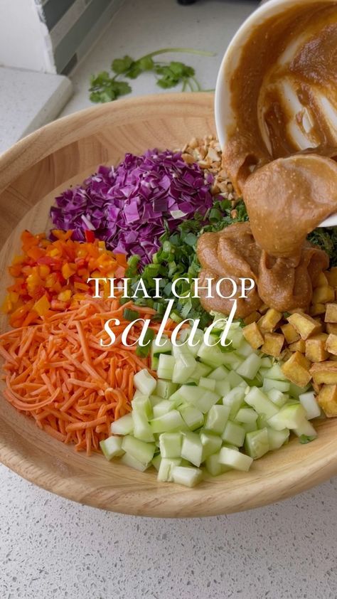 healthygirlkitchen on Instagram: bookmark this vegan THAI CHOP salad ✨follow @healthygirlkitchen for more recipes! this Thai inspired* crunchy chopped salad is actually… Purple Cabbage Recipes, Salads Without Lettuce, Air Fried Tofu, Chop Salad, Best Salads, Vegan Challenge, Shredded Carrots, Plant Based Cookbook, Purple Cabbage