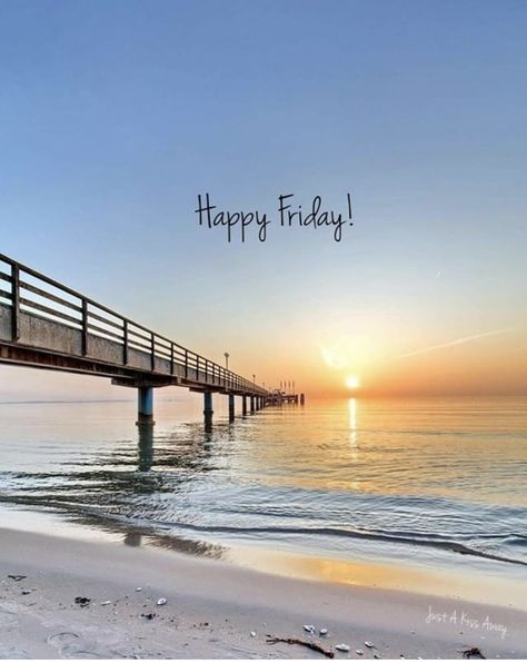 Happy Friday Beach Images, Happy Friday Beach, Happy Friday Pictures, Friday Greetings, Friday Pictures, Funny Images With Quotes, Happy Day Quotes, Friday Love, Gonna Miss You