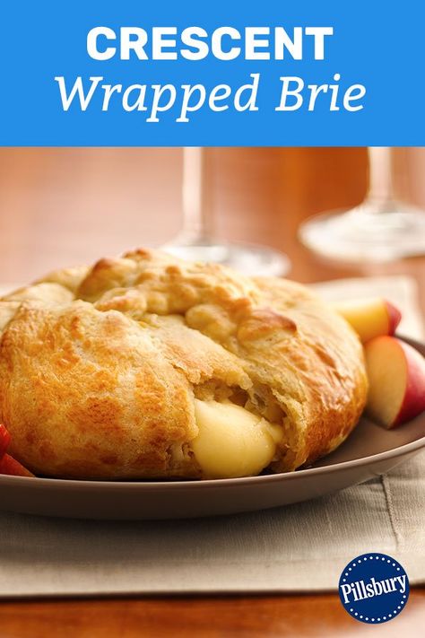 Crescent Roll And Brie Appetizers, Pillsbury Brie Appetizers, Crescent Baked Brie, Brie In Crescent Roll Baked, Brie Pillsbury Crescent Rolls, Brie And Crescent Roll Recipe, Easter Brie Appetizer, Crescent Roll Baked Brie, Baked Brie In Crescent Dough