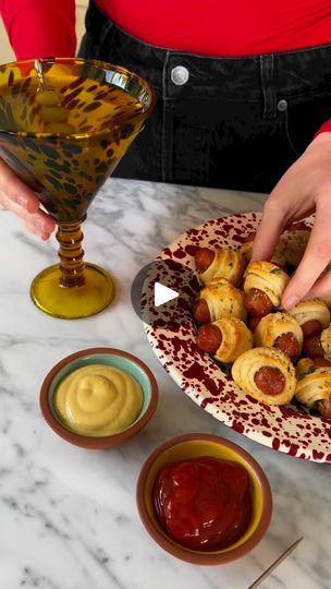 13 reactions | Air fryer pigs in a blanket! 🥐🌭This appetizer will show you just how easy it is to make this childhood classic at home! All you need are and handful of simple ingredients and an air fryer (or oven!) to streamline the process. Grab your martini and ketchup - it’s time for girl dinner! 🍸❤️

Ingredients:
1 (8 oz) tube crescent rolls 
24 Mini Cocktail Weenies 
4 tbsp unsalted butter, melted 
1/2 tsp garlic powder 
1 tbsp chopped fresh herbs (or 2 tsp dried Italian seasoning)
Kosher salt 

Instructions (air fryer): 

1. Cut each hot dog into three even pieces (if using a standard pack of 8 hot dogs). Skip if using cocktail weenies. 

2. Open a tube of crescent rolls and roll out the sheet of dough onto a cutting board. Cut on the perforated edges and then proceed to cut each t Cocktail Weenies, Dinner Ingredients, Pigs In A Blanket, Girl Dinner, Crescent Rolls, Italian Seasoning, Kosher Salt, A Blanket, Unsalted Butter