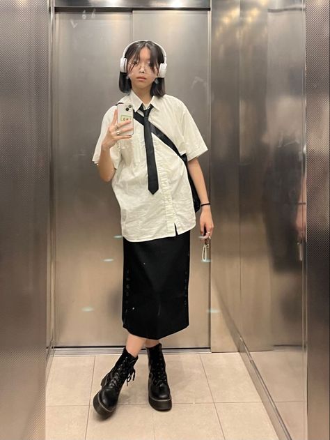 Tomboy Outfit With Skirt, Acubi Tie Outfit, Big Skirt Outfit Aesthetic, Aesthetic Headphones Outfit, Shirt With Long Skirt Outfit, Skirt Tomboy Outfit, Black Long Skirt Outfit Korean, Long Skirt Button Up Shirt, Acubi Long Skirt Outfit