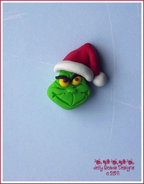 *SORRY, no information given as to product used ~ grinch face, via Flickr. Clay Ideas Christmas, Polymer Clay Christmas Ornaments, Grinch Ornament, Clay Christmas Decorations, Grinch Face, Clay Magnets, Diy Earrings Polymer Clay, Clay Christmas, Polymer Clay Ornaments