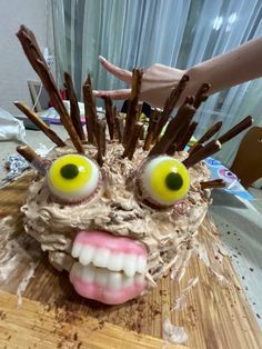 Cake Ideas Funny, Farewell Cake, Ugly Cakes, Hedgehog Cake, Cake Fails, Home Things, Sleepover Things, Funny Birthday Cakes, Sleepover Things To Do