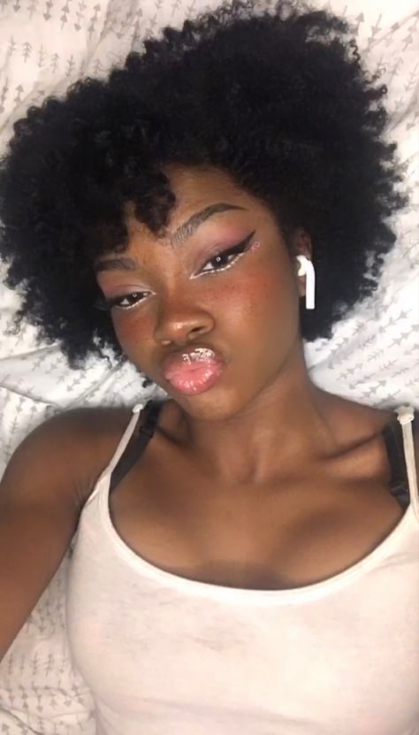 Cottagecore Makeup Brown Skin, Black Women Pink Makeup, Blush Across Nose Makeup, Pink Make Up Black Women, Alt Pink Makeup, Blush On Black Women, Blush Black Women, Makeup Ideas Black Women, Pink Makeup Looks Black Women