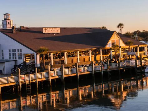 - Eater Charleston Tavern Table, Shem Creek, Charleston Restaurants, Seafood House, Seabrook Island, Corporate Dinner, Isle Of Palms, Fish House, Restaurant Lounge