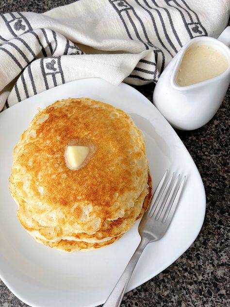 Start your day off right with a big stack of fluffy pancakes made with this Bisquick buttermilk pancakes recipe, cooked to golden perfection. These pancakes are the epitome of comfort, with their light and airy texture that melts in your mouth. Bisquick Buttermilk Pancakes, Bisquick Pancake Recipe, Buttermilk Pancake Recipe, Basic Pancake Recipe, Buttermilk Pancakes Recipe, Bisquick Pancakes, Buttermilk Syrup, Basic Pancakes, Light And Fluffy Pancakes