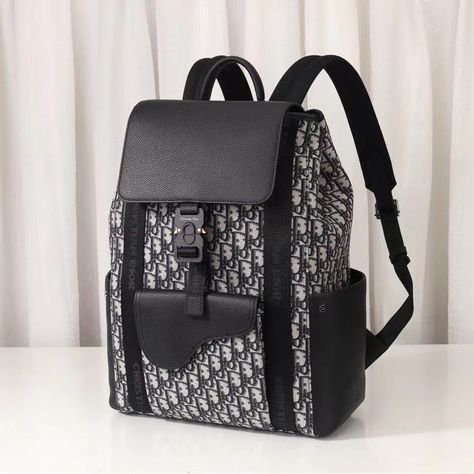 Luis Vuitton Backpacks, Expensive Backpacks, Stylish School Bags, Luxury Backpack, Luxury Bags Collection, Bag Pins, Fashion Top Outfits, Fashion Suits For Men, Fancy Bags