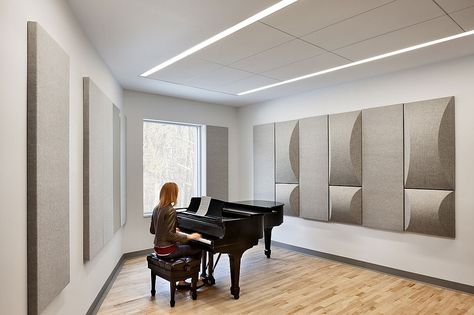 6 University Buildings Make the Grade with Innovative Design | Firm: Deborah Berke Partners. Project: László Z. Bitó Conservatory of Music at Bard College. Location: Annandale-on-Hudson, New York. Photography by Chris Cooper. New York College, Chris Cooper, Interior Design Colleges, Bard College, Music Practice, Piano Room, Music School, Classroom Design, Bread And Butter