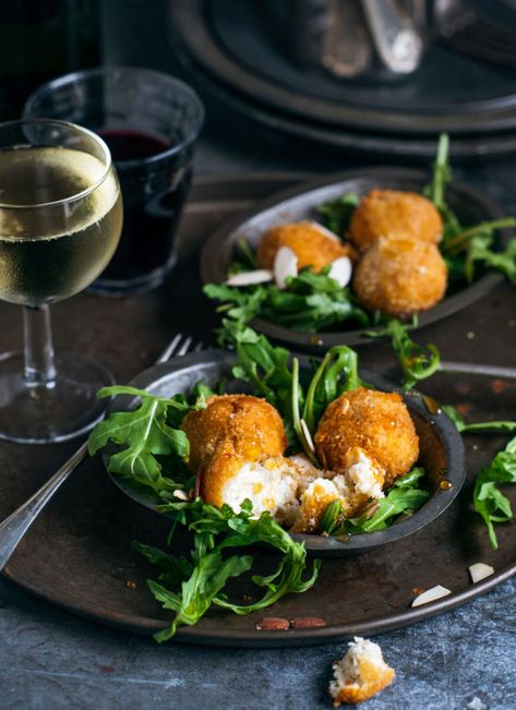 Starters Ideas, Dish Magazine, Cheese Croquettes, Warm Salads, Gourmet Mac And Cheese, Canapes Recipes, Fried Cheese, New Zealand Food, Winter Dishes