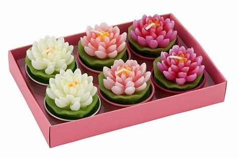 Lotus Flower Tea, Floating Flower Candles, Rain Gauges, Velas Candles, Lotus Tea, Paraffin Wax Candles, Shaped Candles, Lotus Candle, Rain Gauge