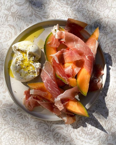 Cantaloupe Prosciutto, Prosciutto Burrata, France Vibes, Pasti Fit, Shifting Ideas, Sommer Mad, Summer Abroad, Plats Healthy, Summer Cooking