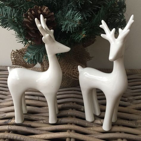 These two beautiful white ceramic reindeer ornaments by Gisela Graham have different poses making them magical Christmas decorations. Pottery Ornament Ideas, Reindeer Pottery, Pottery Creatures, Magical Christmas Decorations, Ceramic Reindeer, Ceramic Christmas Decorations, Pottery Ornaments, Christmas Centers, Gisela Graham