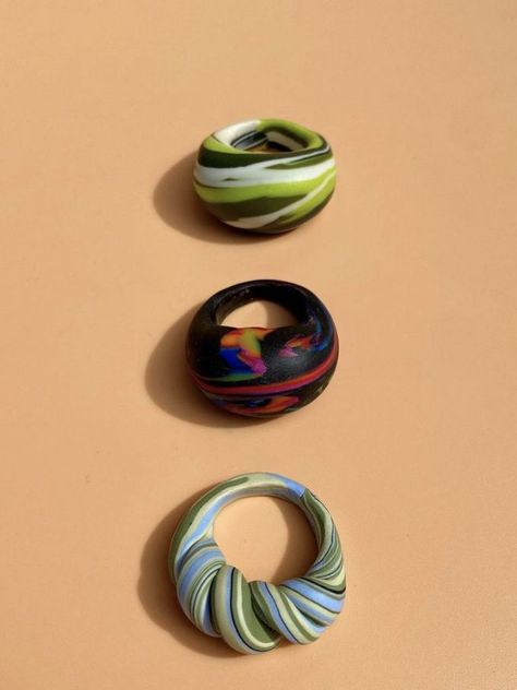 Polymer Clay Rings Diy, Polymer Clay Rings, Fimo Ring, Diy Clay Rings, Cement Jewelry, Boho Jewelry Diy, Polymer Clay Ring, Clay Rings, Marbled Clay