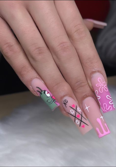 Cartoon Acrylic Nail Designs, Spongebob Valentines Day Nails, Nails Acrylic Cartoon, Spongebob Nails Designs, Valentines Day Nails Characters, Valentines Nails Spongebob, Cartoon Character Nails, 90s Cartoon Nails Acrylic, Design Nails Acrylic